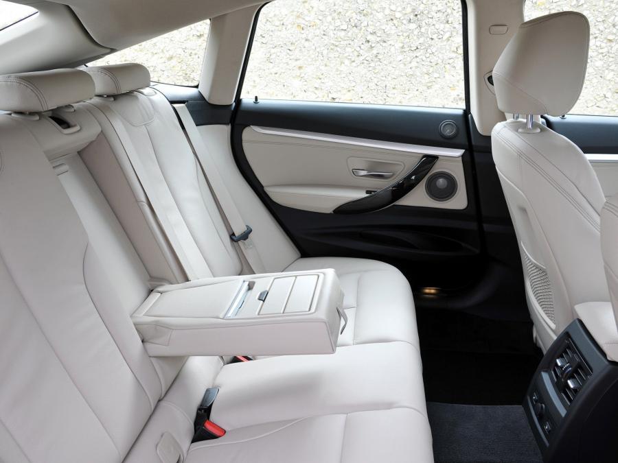  BMW 320d Gran Turismo Modern Line 2013 года  (фото 11 из 30)